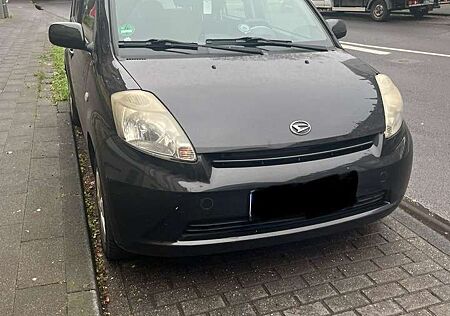 Daihatsu Sirion 1.0