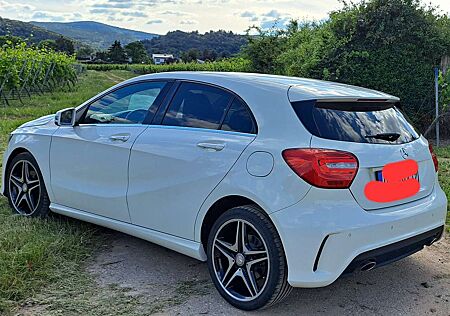 Mercedes-Benz A 180 (BlueEFFICIENCY) Urban