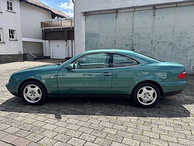 Mercedes-Benz CLK 200 CLK-Klasse Coupe Elegance Klima/Navi