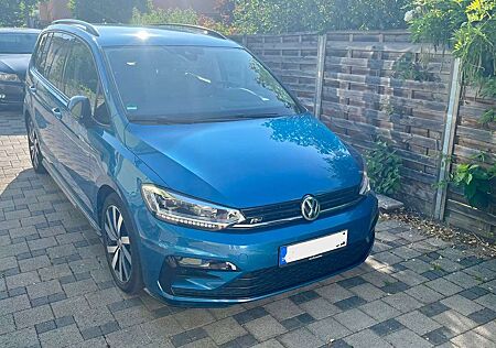 VW Touran Volkswagen 1,5 TSI R-Line IQ.DRIVE
