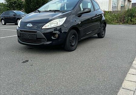 Ford Ka /+ Titanium