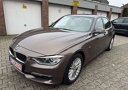 BMW 320 i Luxury-Leder-Xenon-GSD-2xPDC-SHZ-Top!!