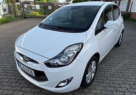 Hyundai ix20 1.6 Automatik Style Neue Ganzjahresreifen
