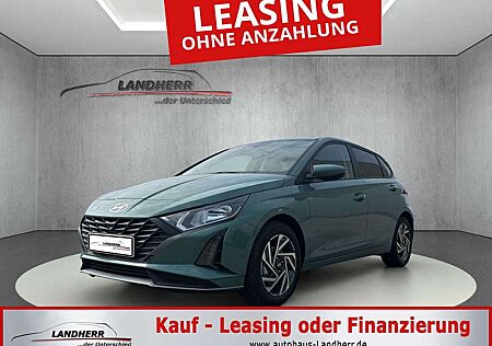 Hyundai i20 1Family Rückfahrkamera/Navigation