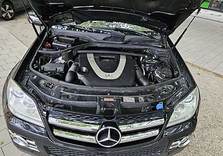 Mercedes-Benz GL 500 4Matic (164.886)