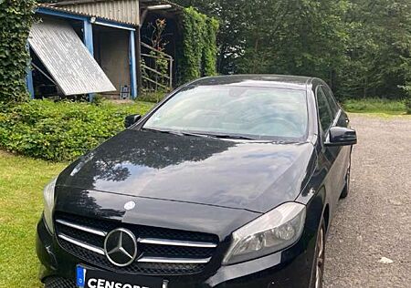 Mercedes-Benz A 180 CDI (BlueEFFICIENCY)