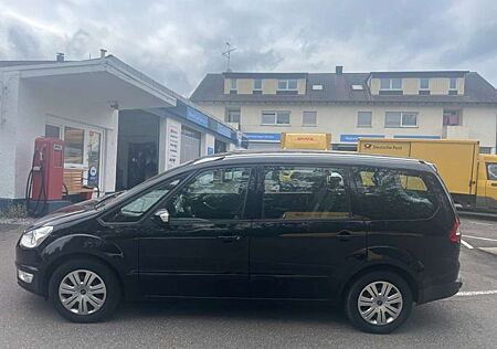 Ford Galaxy 2,0 Ambiente*KLIMA*5-SITZ*PDC*TÜV-AU-NEU