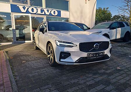 Volvo V60 B4 Kombi Plus Dark