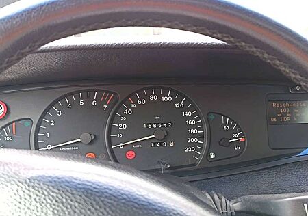 Opel Omega Omega 2.0 16V Edition 100