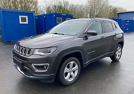 Jeep Compass Limited 4WD/AHK/Navi/Xenon/Sitzheiz./Kamera/8-fach