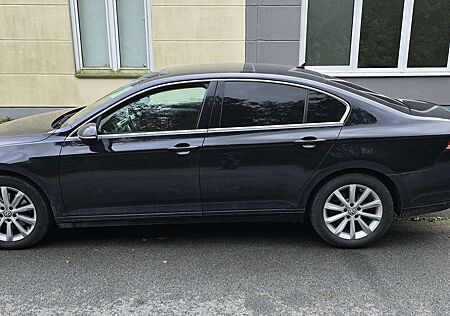 VW Passat Volkswagen Diesel 2.0 TDI SCR DSG Comfortline