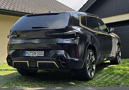 BMW XM