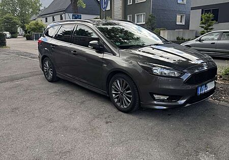 Ford Focus Turnier 1.0 EcoBoost Start-Stopp-System ST-Line
