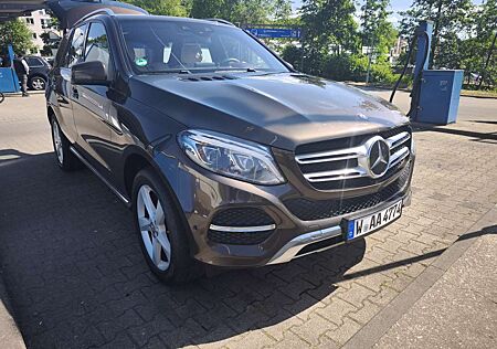Mercedes-Benz GLE 350 d 4Matic (166.024)
