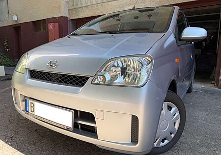 Daihatsu Cuore 1.0 Plus-Klimaanlage-Einparkhilfe-EURO4