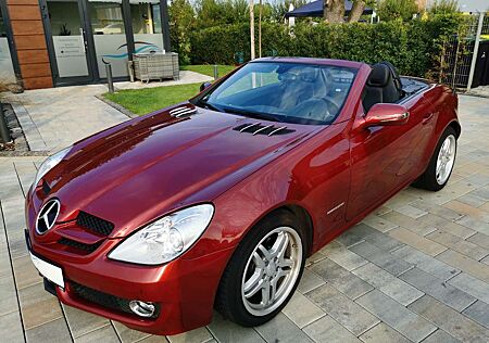 Mercedes-Benz SLK 200 Roadster *Navi*Leder*Airscarf*Automatik*