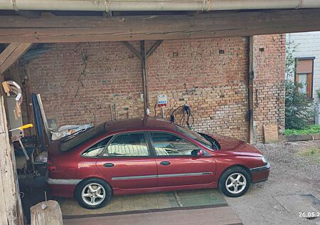 Renault Laguna 1.6 16V Concorde