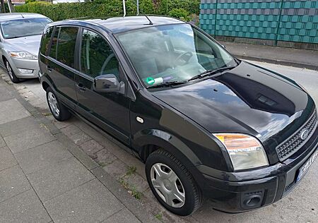 Ford Fusion 1.4 Black Magic