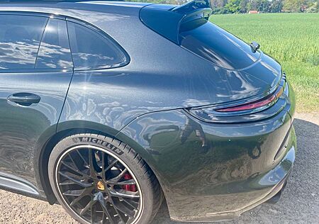 Porsche Panamera GTS Sport Turismo