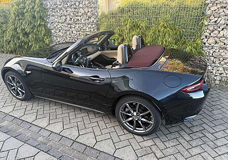 Mazda MX-5 2.0 G-160 SAKURA , Bose, Leder, Navigation