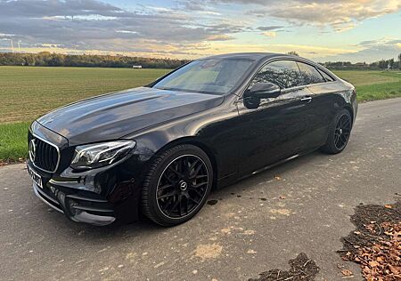 Mercedes-Benz E 400 4Matic Coupe 9G-TRONIC AMG Line