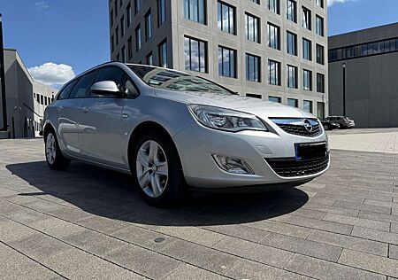 Opel Astra 1.4 Turbo Sports Tourer 140 PS
