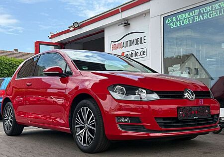 VW Golf Volkswagen VII Lim. Allstar BMT/NAVI/SITZ & LENKRADHZ