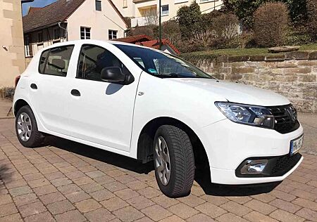 Dacia Sandero SCe 75 Essential