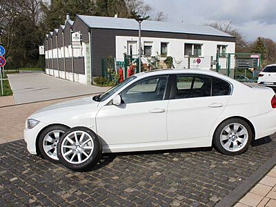 BMW 325 DPF Aut. Edition Sport/2-Hand/Top Zustand.