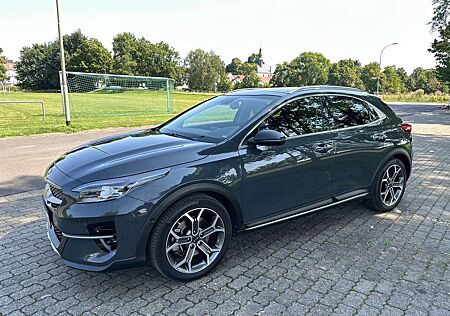 Kia XCeed 1.6 T-GDI OPF DCT7 PLATINUM EDITION