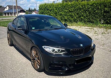 BMW 235 M235i xDrive Coupe Sport-Aut.