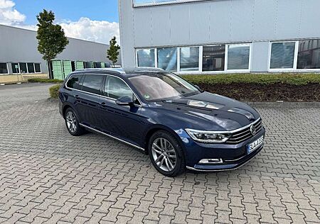 VW Passat Variant Volkswagen Highline DSG*NAVI*LED*VIRTUAL