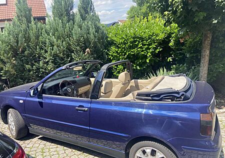VW Golf Cabriolet Volkswagen Cabrio 2.0 Highline
