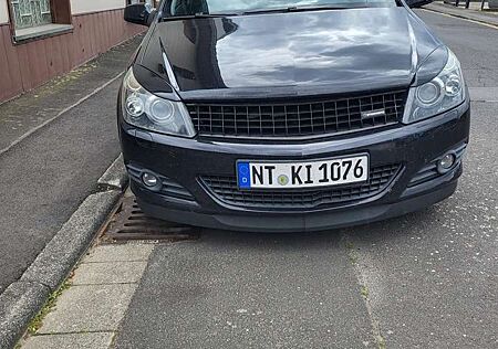 Opel Astra GTC 2.0 Turbo Sport