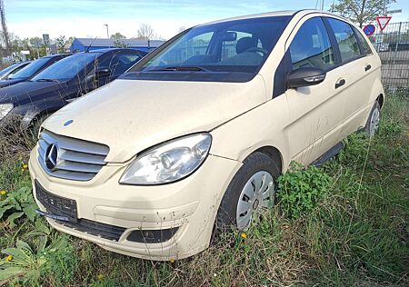 Mercedes-Benz B 180 CDI AUTOMATIK KLIMAA SHZ LEDER *NICHT FAHRBEREIT*