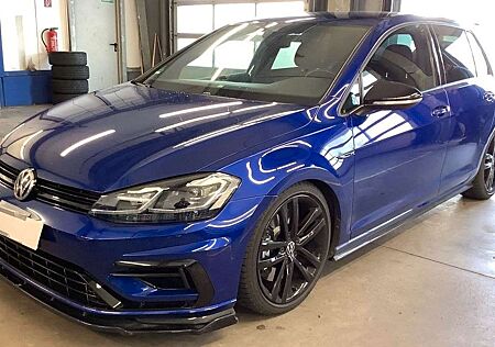 VW Golf Volkswagen VII R 4Motion Akrapovic Performance Paket