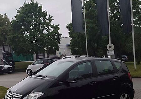 Mercedes-Benz A 180 BlueEFFICIENCY Avantgarde Special Edition