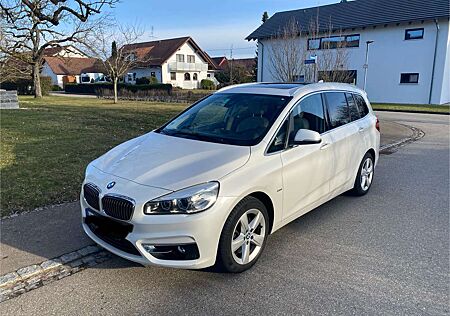 BMW 220d 220 Active Tourer xDrive Sport-Aut. Luxury Line