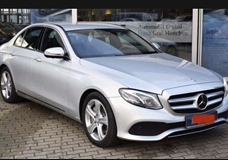Mercedes-Benz E 350 d (213)Avantgarde,Comand,360 Grad Kamera,Mul