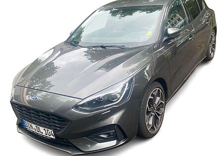 Ford Focus Lim. ST-Line*Navi*Carplay*LED*PDC*DAB+*