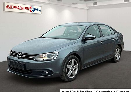 VW Jetta Volkswagen 1.2 TSI Comfortline AAC PDC Tempomat SHZ