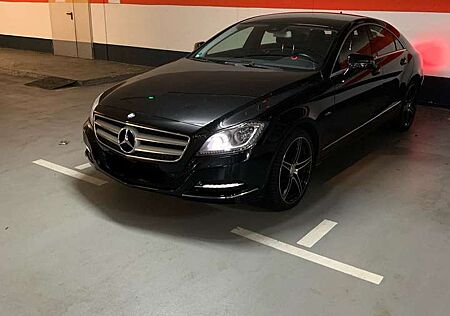 Mercedes-Benz CLS 350 CDI DPF BlueEFFICIENCY 7G-TRONICEdition 1