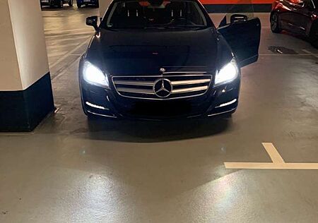 Mercedes-Benz CLS 350 CDI DPF BlueEFFICIENCY 7G-TRONICEdition 1