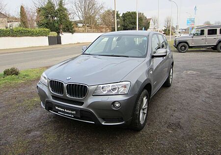 BMW X3 xDrive20d eltAHK Teilleder Navi