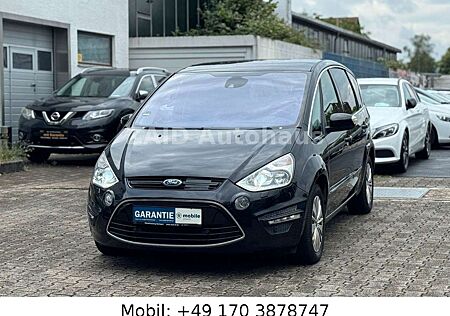 Ford S-Max Titanium*AUT*7SITZE*AHK*PANO*LED