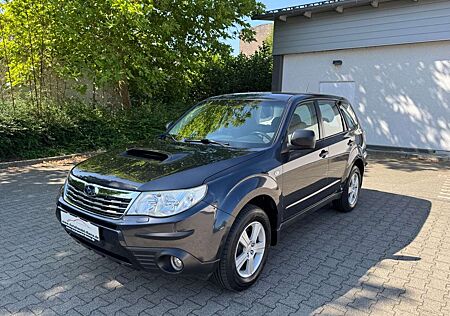 Subaru Forester Trend 30 Jahre Klima AHK Alus TÜV Neu