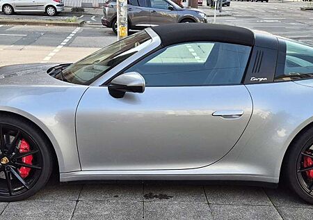 Porsche 992 Targa 4 S