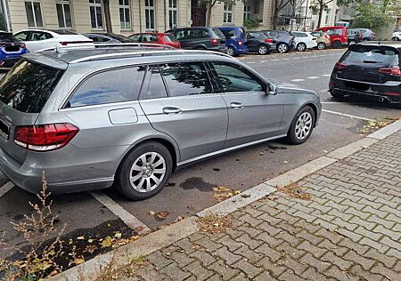 Mercedes-Benz E 220 T CDI 7G-TRONIC Elegance