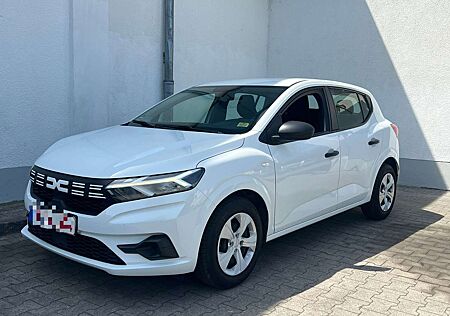 Dacia Sandero Essential *KLIMA+TEMPO+LED+1HAND* 2023