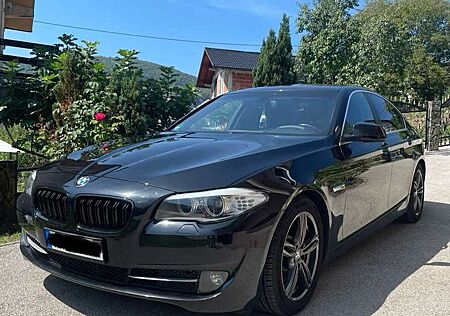 BMW 528i 528